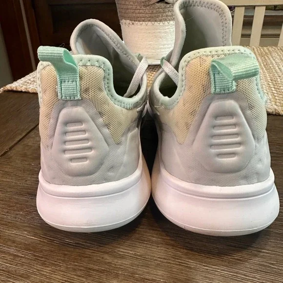 Nike Free TR 8 Women's Training Shoes Gray White Running Sneakers Size 9‎ - Picture 4 of 9